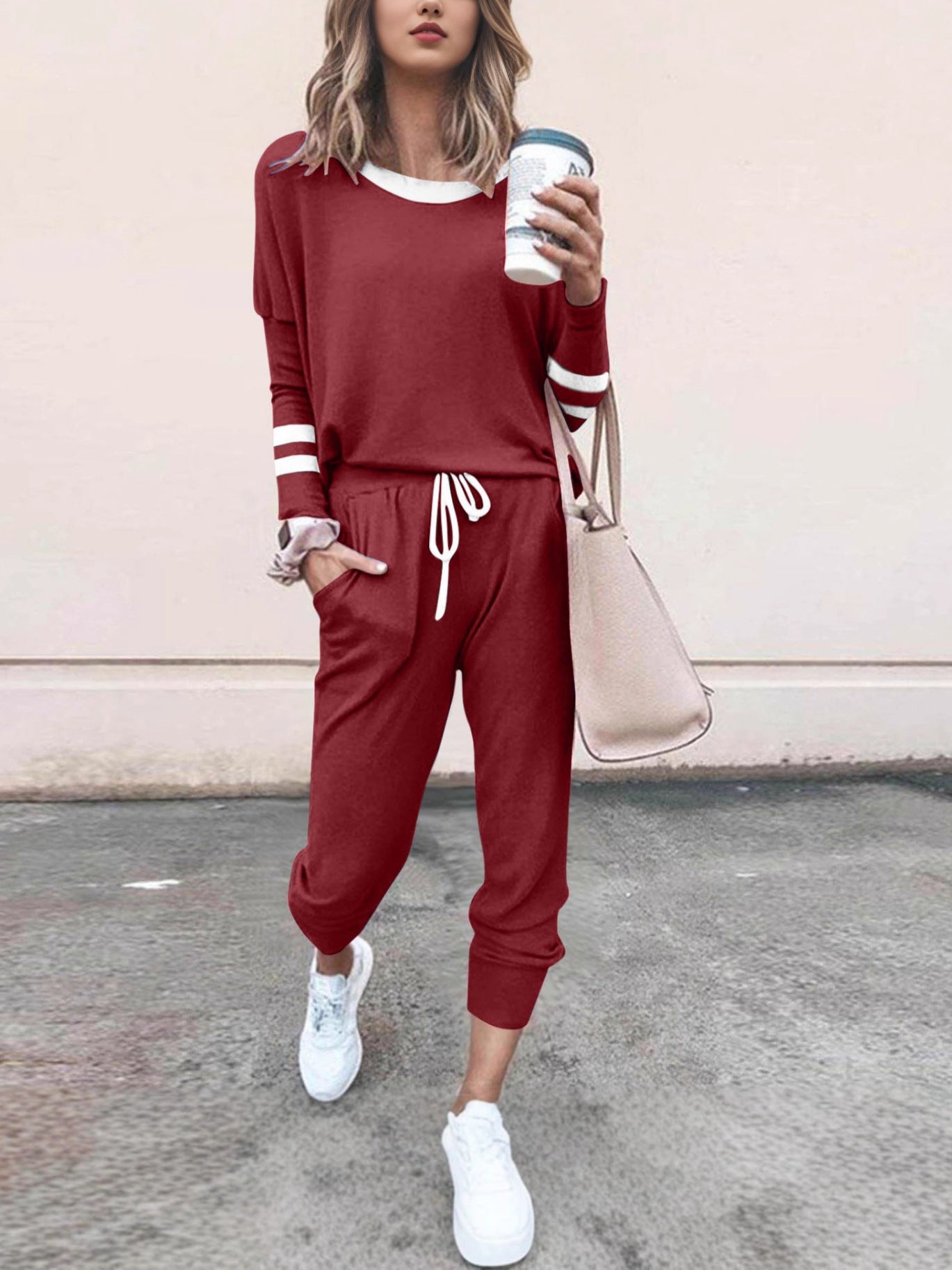 Stylish Loose-fitting Color-blocked Long-Sleeved Crew Neck Drawstring Sports Suit