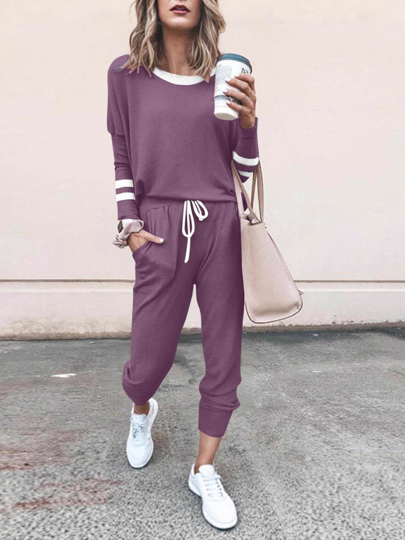 Stylish Loose-fitting Color-blocked Long-Sleeved Crew Neck Drawstring Sports Suit