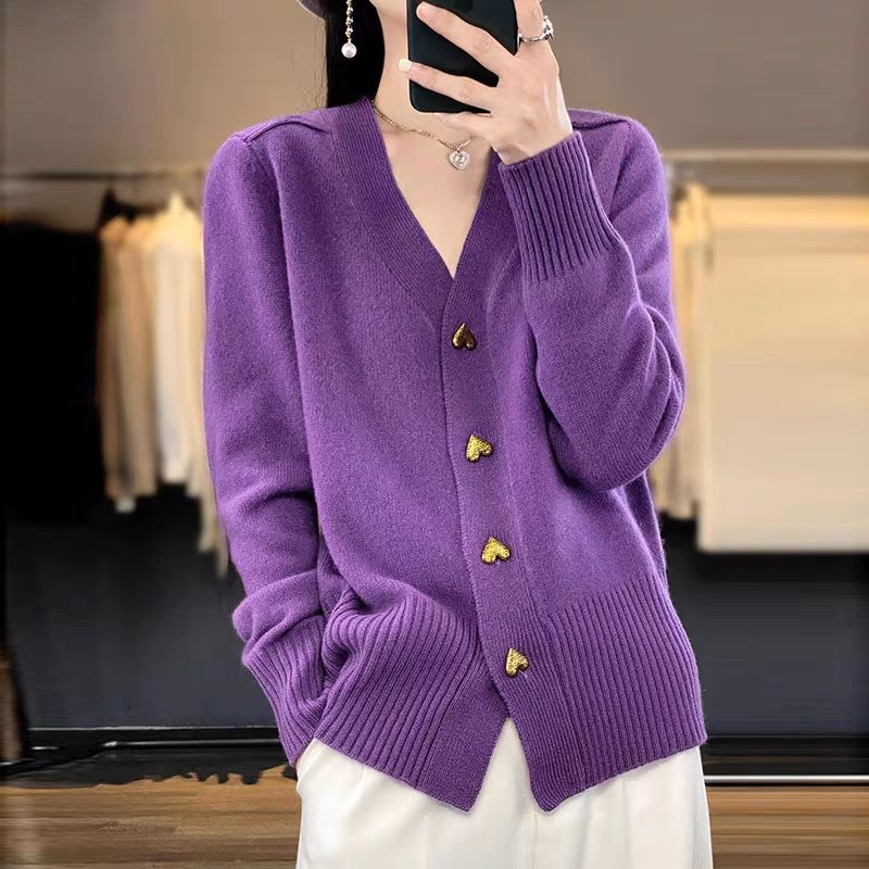 Heart-shaped button solid color knit V-neck cardigan