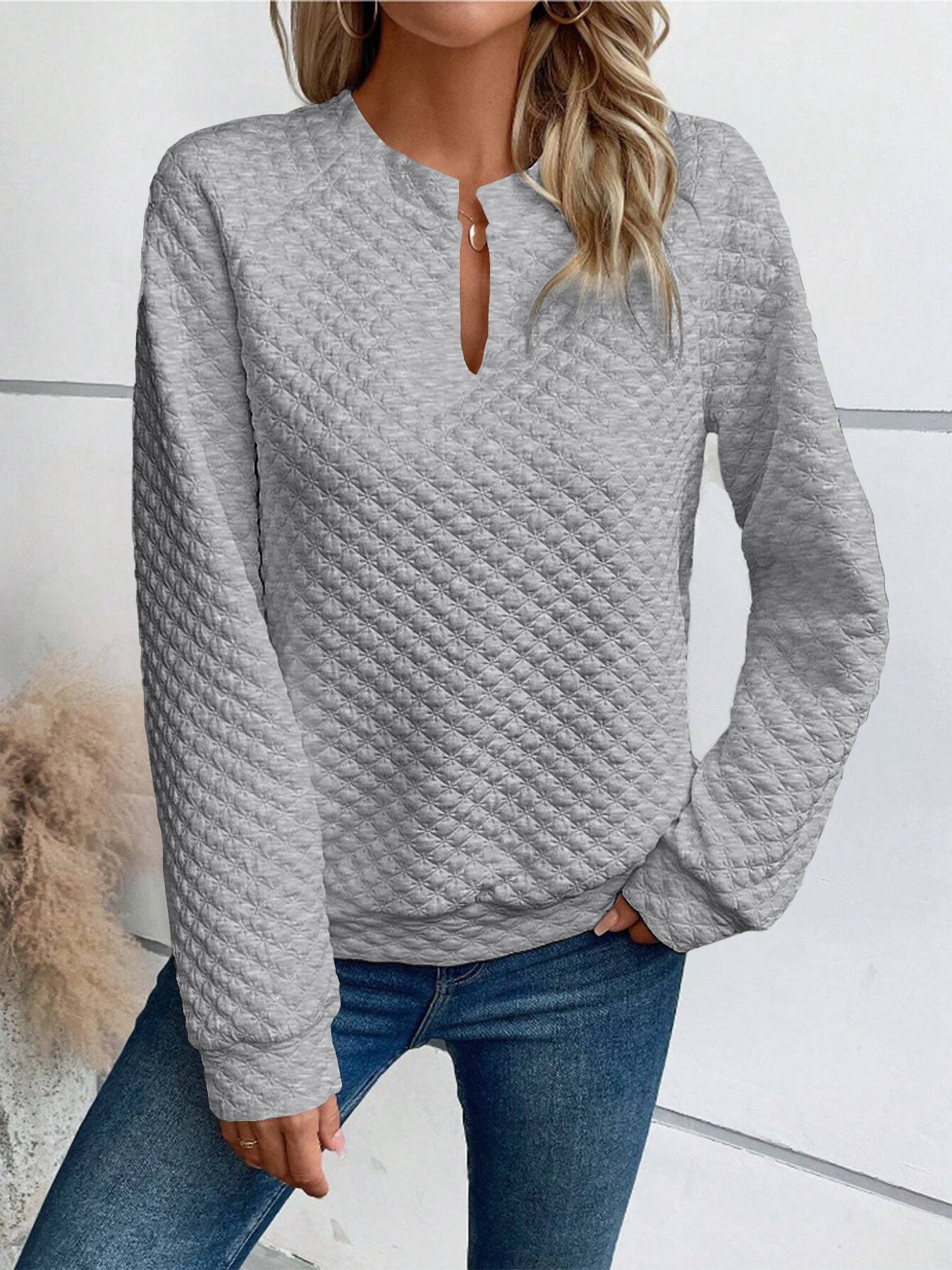 Solid color deep V-neck long-sleeved casual sweatshirt