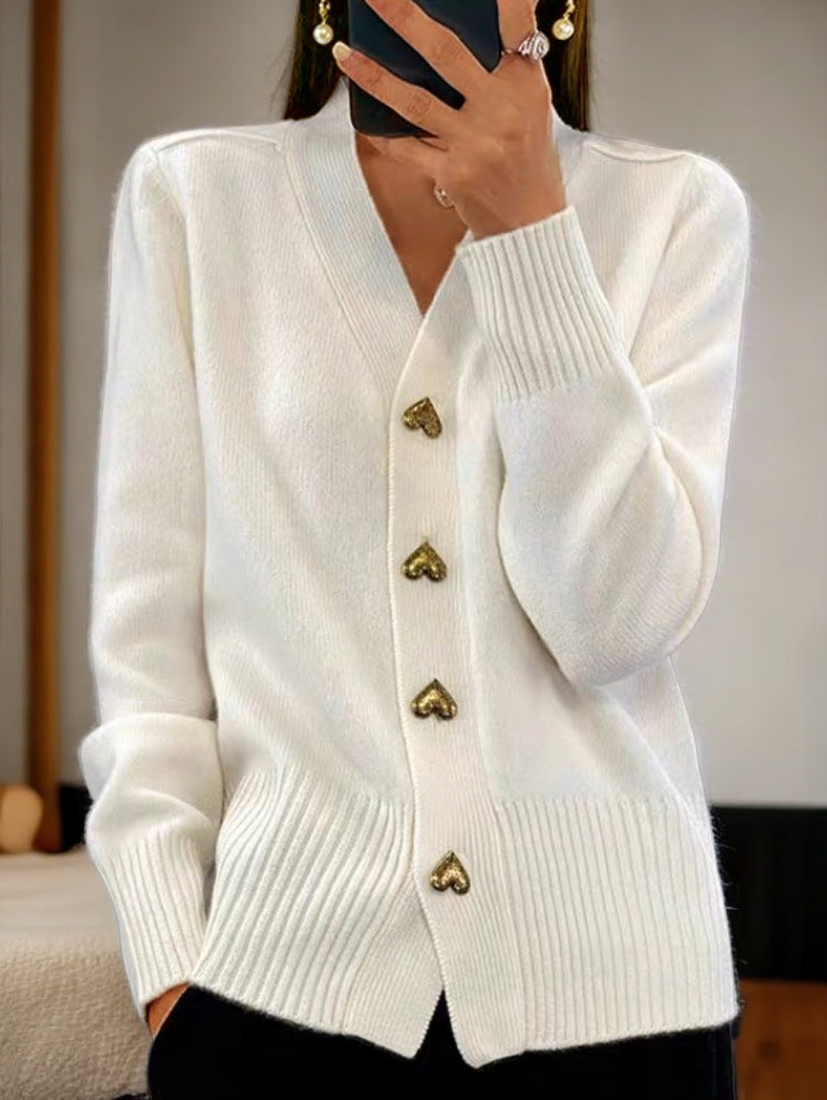 Heart-shaped button solid color knit V-neck cardigan